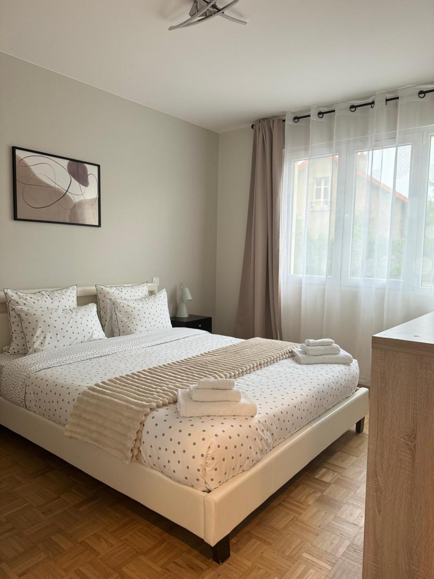 Appartement Chaleureux Et Spacieux T3 里摩日 外观 照片