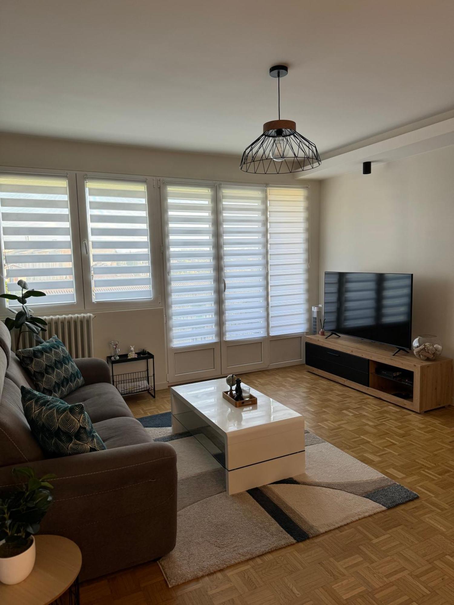 Appartement Chaleureux Et Spacieux T3 里摩日 外观 照片