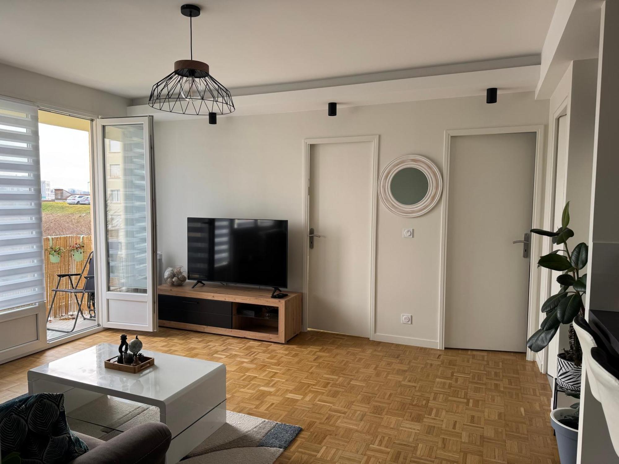 Appartement Chaleureux Et Spacieux T3 里摩日 外观 照片