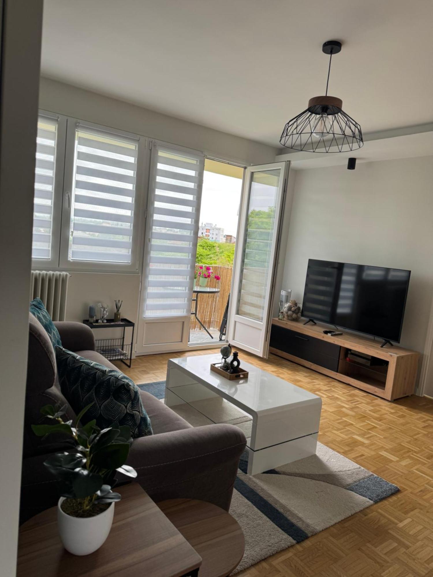 Appartement Chaleureux Et Spacieux T3 里摩日 外观 照片