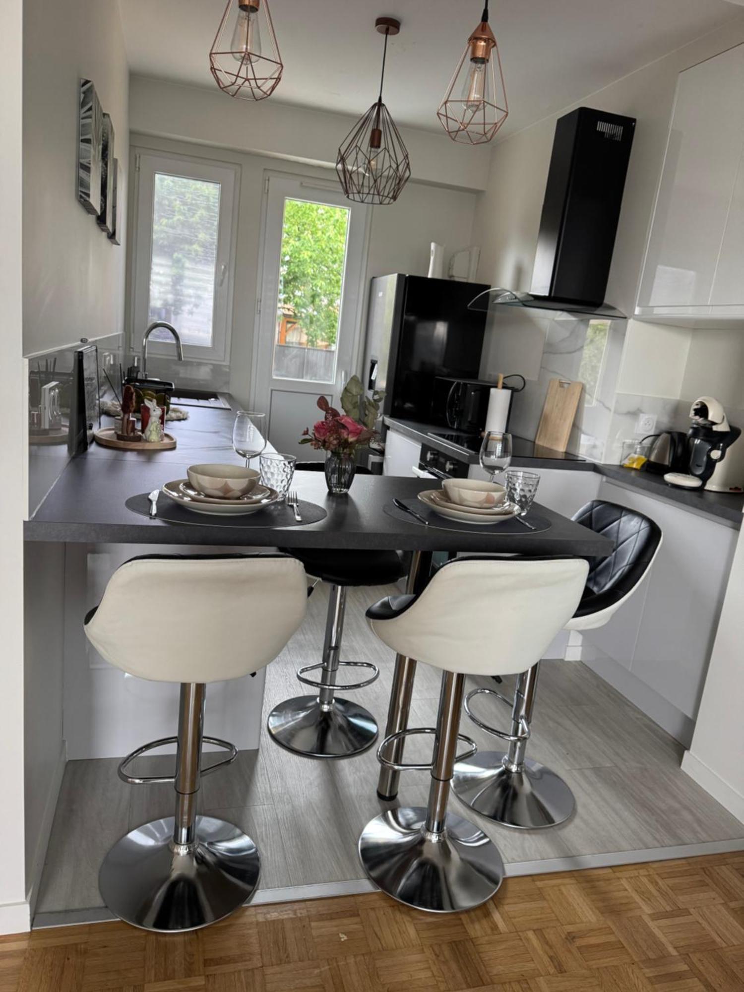 Appartement Chaleureux Et Spacieux T3 里摩日 外观 照片